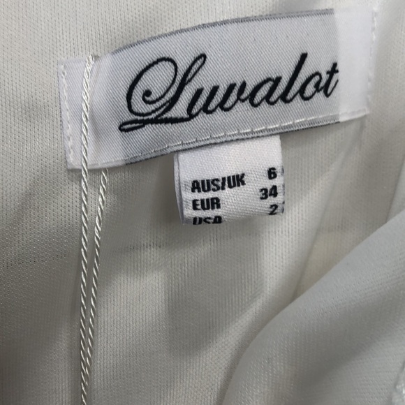 White floral print mini dress - Picture 9 of 10